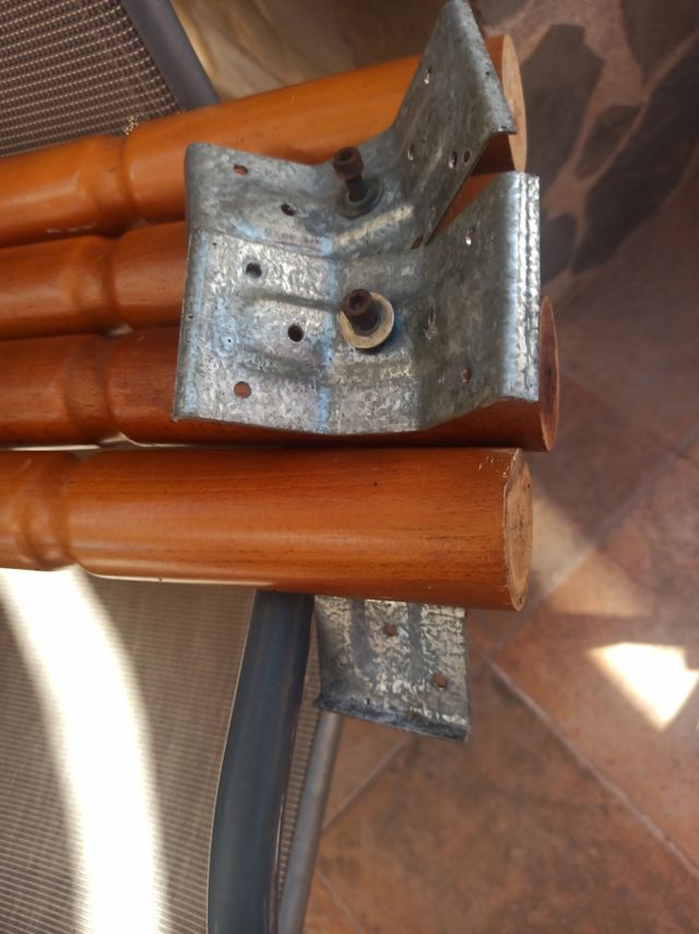 4 Patas Mesa Madera - Marrón