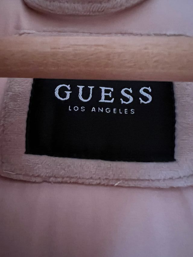 Abrigo acolchado Guess
