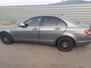 Mercedes-Benz Clase C 2008