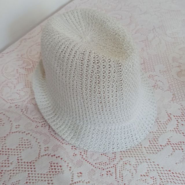 Sombrero blanco verano