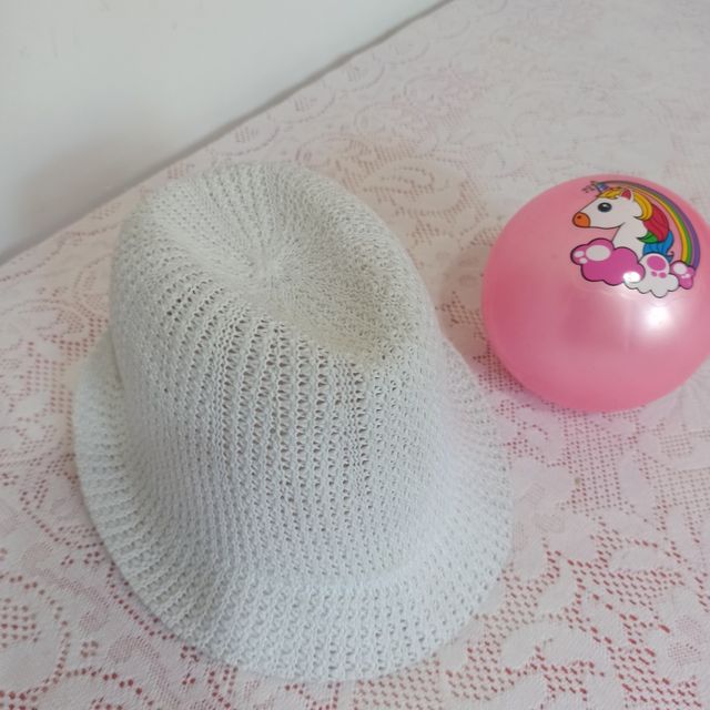 Sombrero blanco verano