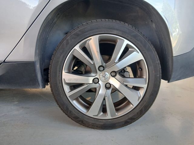 Peugeot 2008 ALLURE