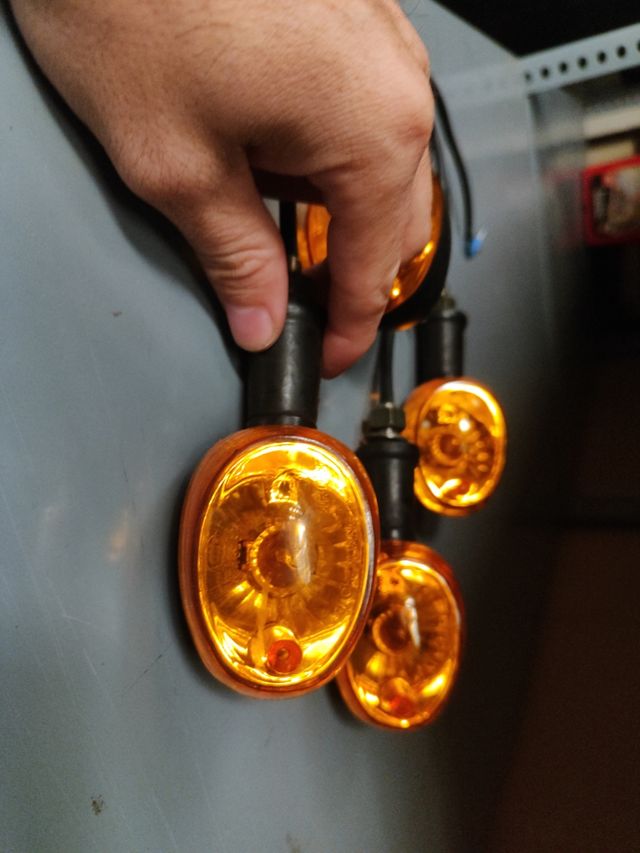 Intermitentes Honda Dax 4und originales Homologado