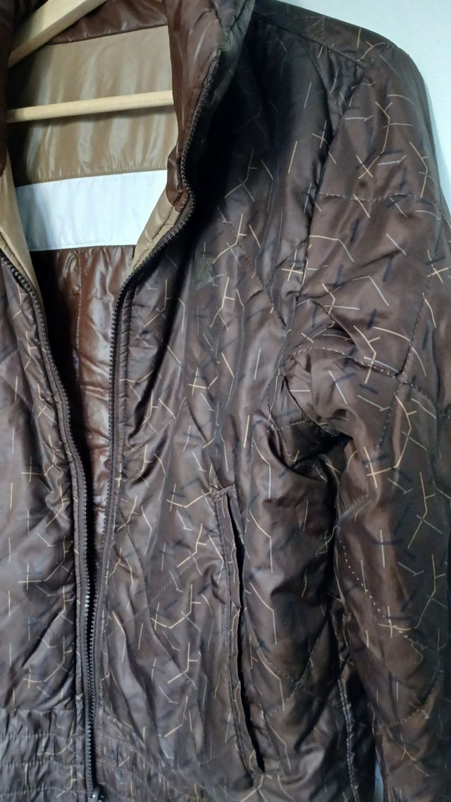 Chaqueta reversible Nike marrón-beige