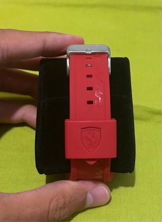 Reloj Ferrari Scuderia - Rojo