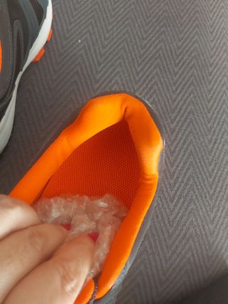 Zapatillas Kalenji grises y naranjas