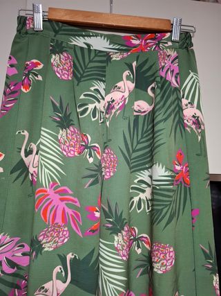 Pantalones anchos estampados flamencos