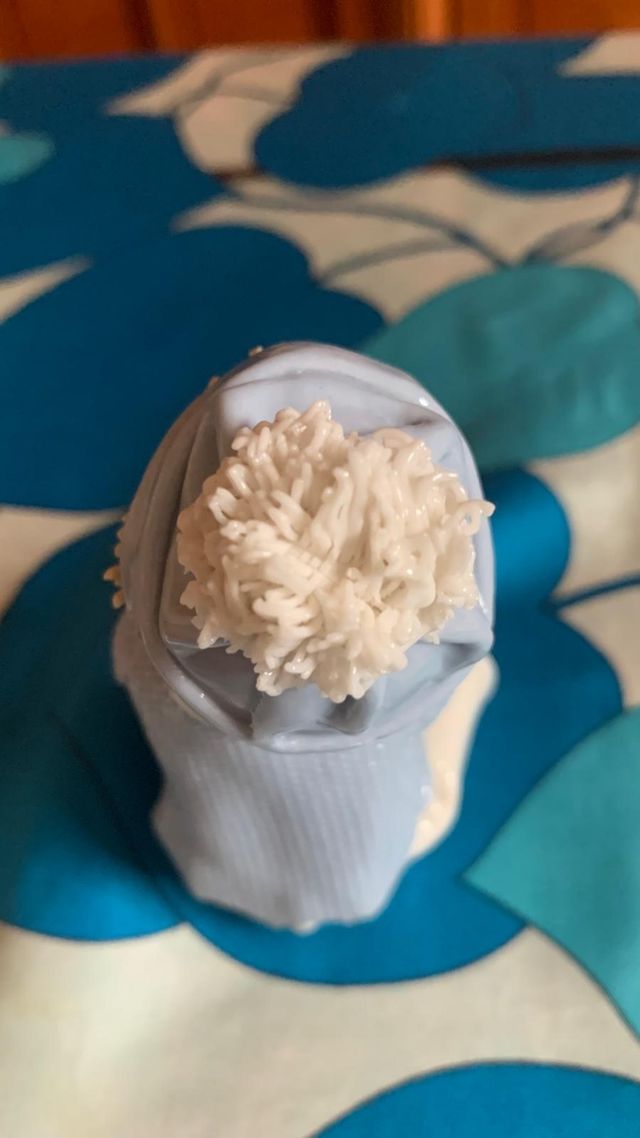 Statuina bimbo ceramica palla