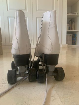 Patines Boomerang blancos