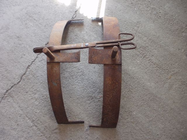 3 utensilios de lumbre antiguos.