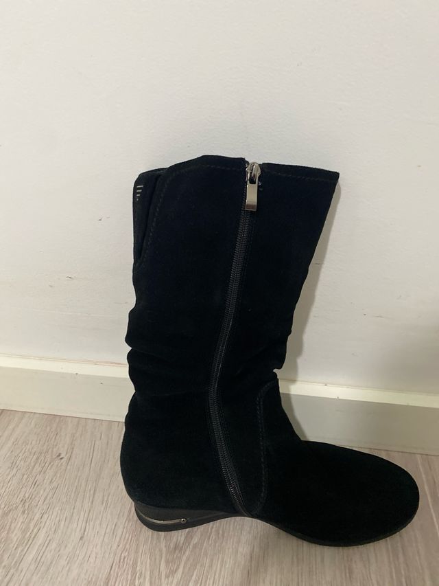 Botas tacón cuña mujer invierno.