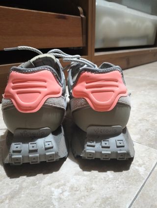 Zapatillas Victoria 1985 Plata