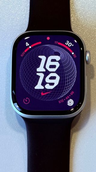 Apple Watch Serie 10 - Negro y Plata