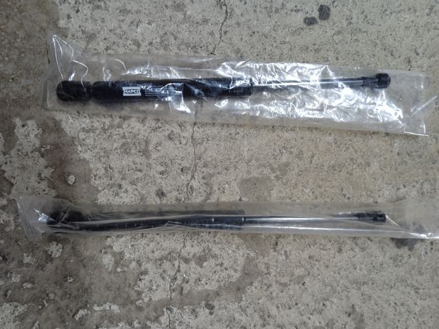 2 Muelles neumáticos MAPCO F1 600N