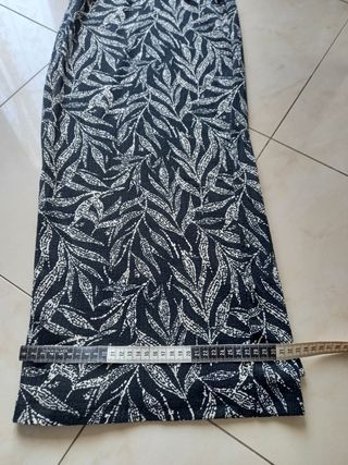 Pantaloni eleganti a palazzo
