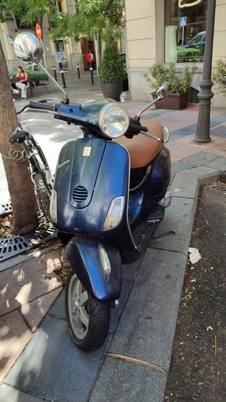 Vespa Piaggio 125cc Azul