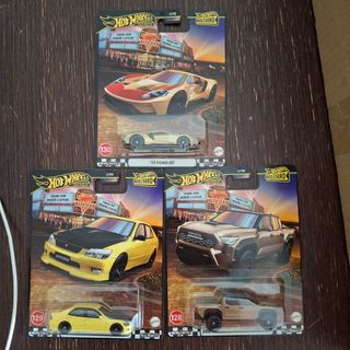Hot Wheels Premium Boulevard x3