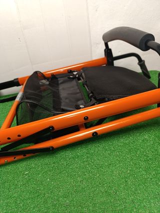 Andador Mobiclinic con asiento 