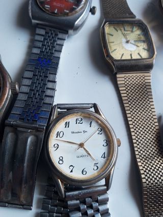 10 Relojes - Variados modelos
