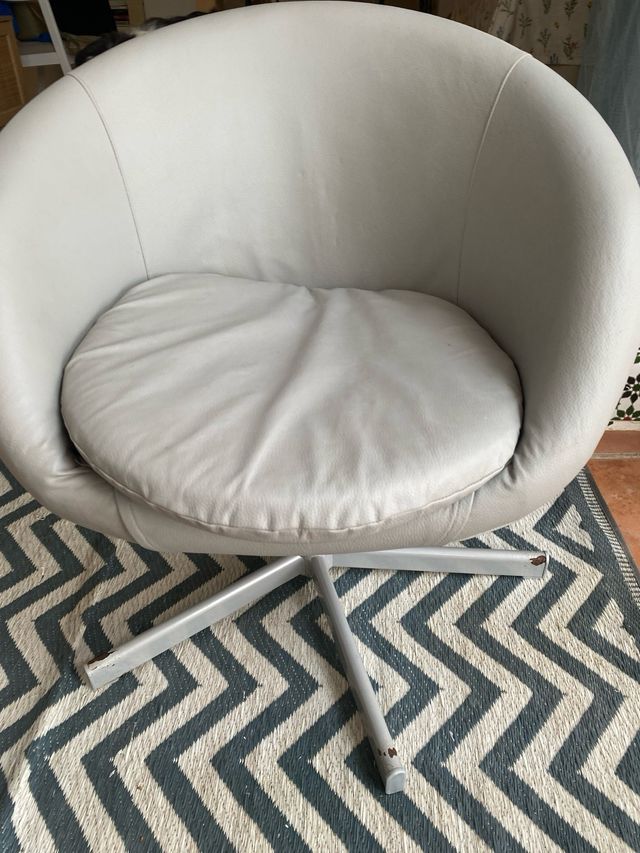 2 Sillones giratorios grises