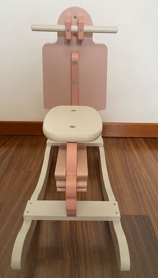 Dondolo in legno Rose the Scooter