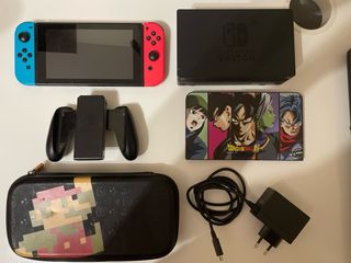 Nintendo Switch - Azul/Rojo