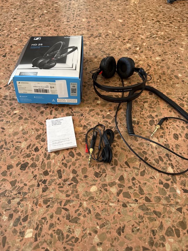 Auriculares Sennheiser HD 25