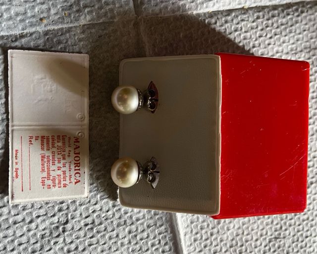 Orecchini in perla Majorica