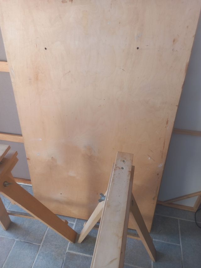 Mesa de madera altura regulable/inclinable