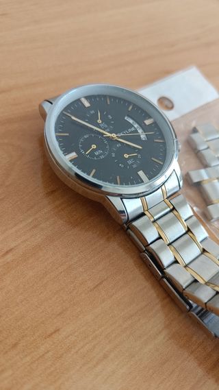 Reloj Skyline - Pulsera Metálica