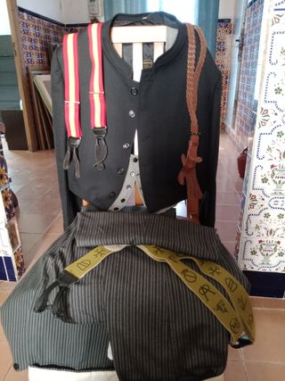 Traje campero: Chaqueta, chaleco & 2 pantalones