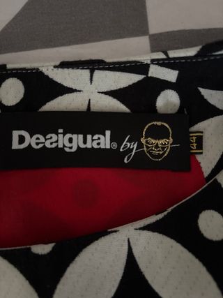 Vestido Desigual blanco y negro