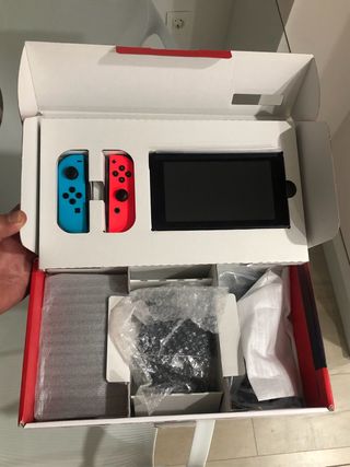 Nintendo Switch 2019 +SD 64gb