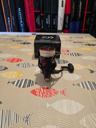 CARRETE DAIWA BALLISTIC LT6000D-H