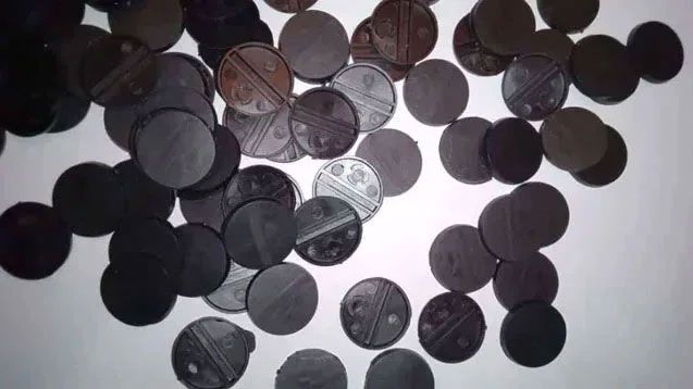 100 Peanas Redondas 25mm