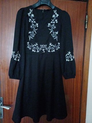Abito OVS nero tg.L (40/12) usato