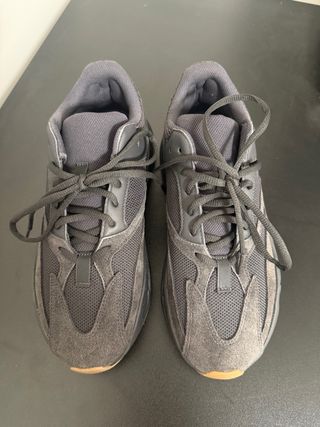 Adidas Yeezy 700 - Zapatillas Negras