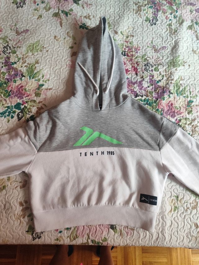 Sudadera Tenth gris y blanca