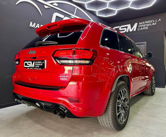 Jeep GRAND CHEROKEE SRT 6.4 V8 Hemi 468cv 24.600km