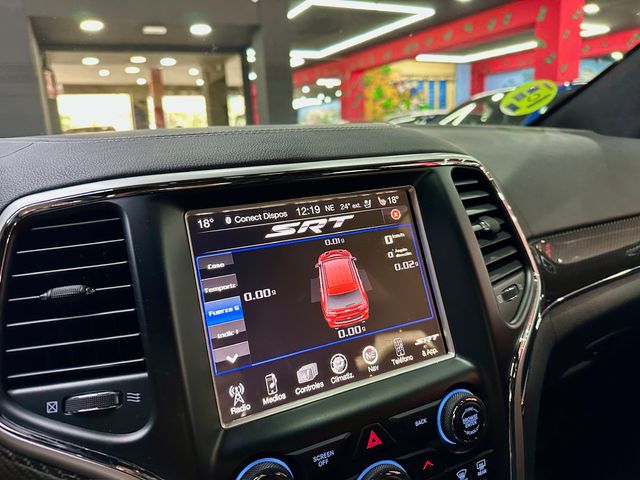 Jeep GRAND CHEROKEE SRT 6.4 V8 Hemi 468cv 24.600km