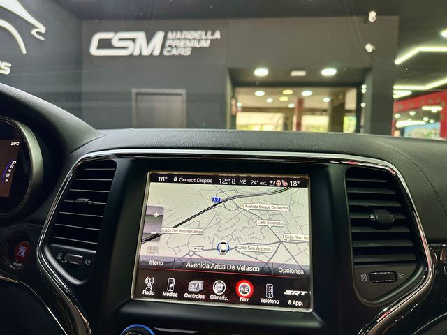 Jeep GRAND CHEROKEE SRT 6.4 V8 Hemi 468cv 24.600km