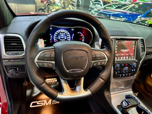 Jeep GRAND CHEROKEE SRT 6.4 V8 Hemi 468cv 24.600km