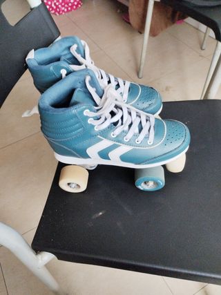 Patines infantiles turquesa