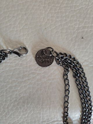 Collar Denny Rose - Alas negras