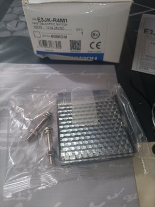 Interruptor E3JK-R4M1 HUCHOO