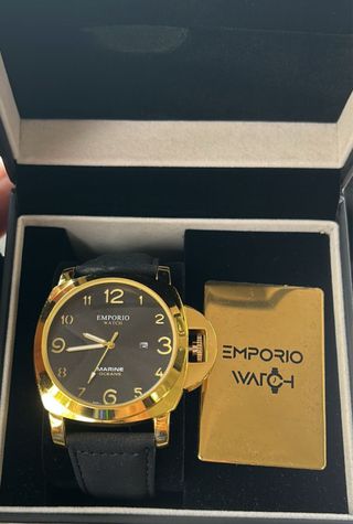Reloj Emporio Watch dorado