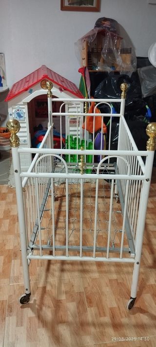 Cuna metalica blanca con colchon