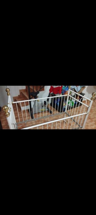 Cuna metalica blanca con colchon