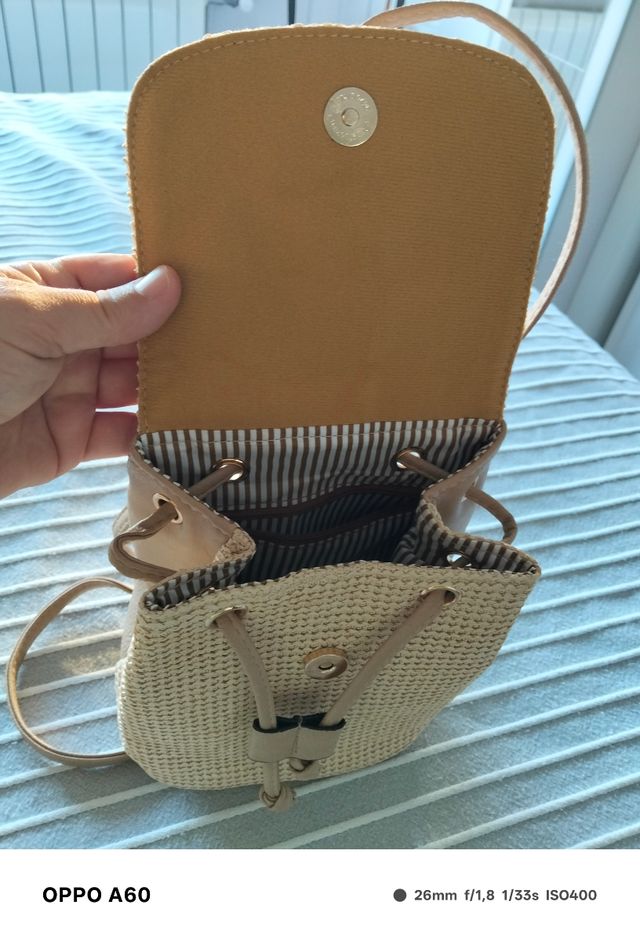 Mochila mimbre beige