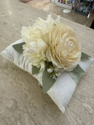 Cuscino fiori matrimonio